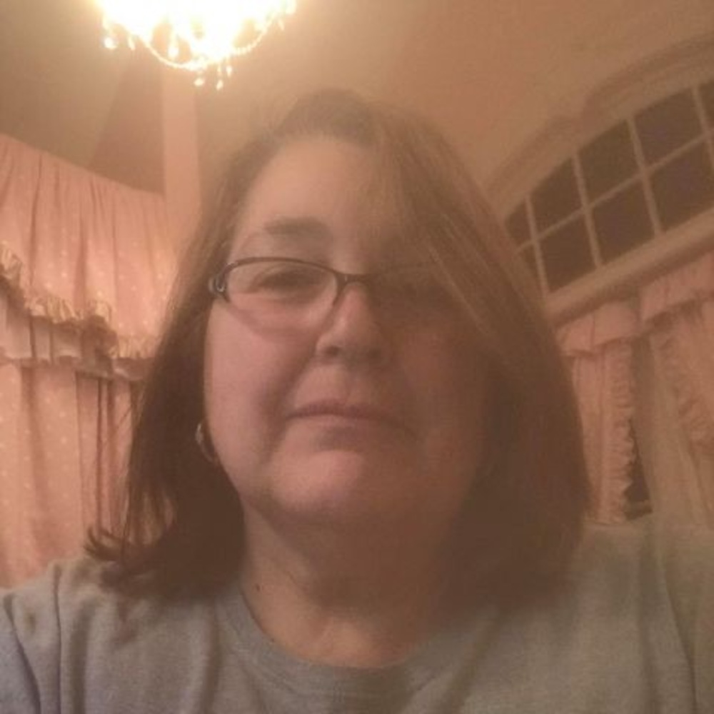 Meet your Posher, Lorena